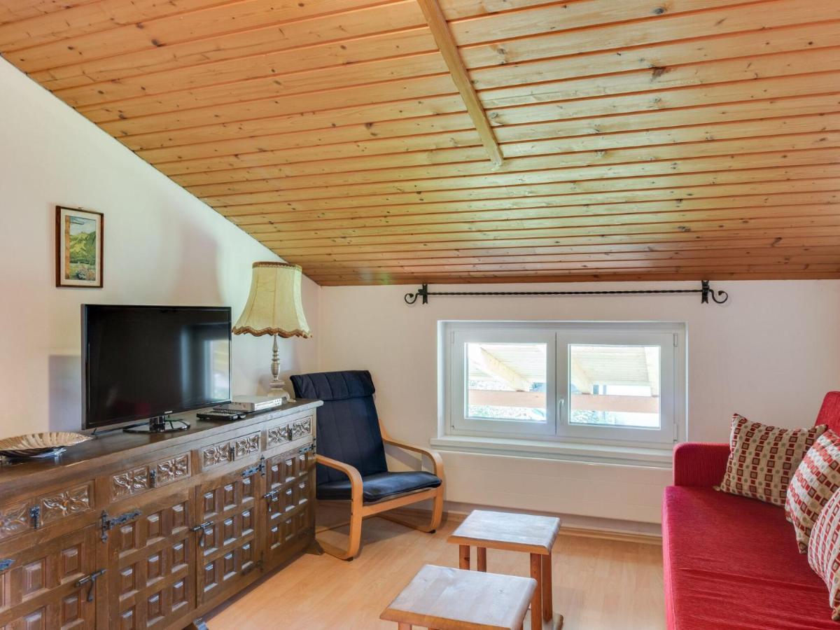 Spacious Chalet In Maishofen Near Forest Экстерьер фото