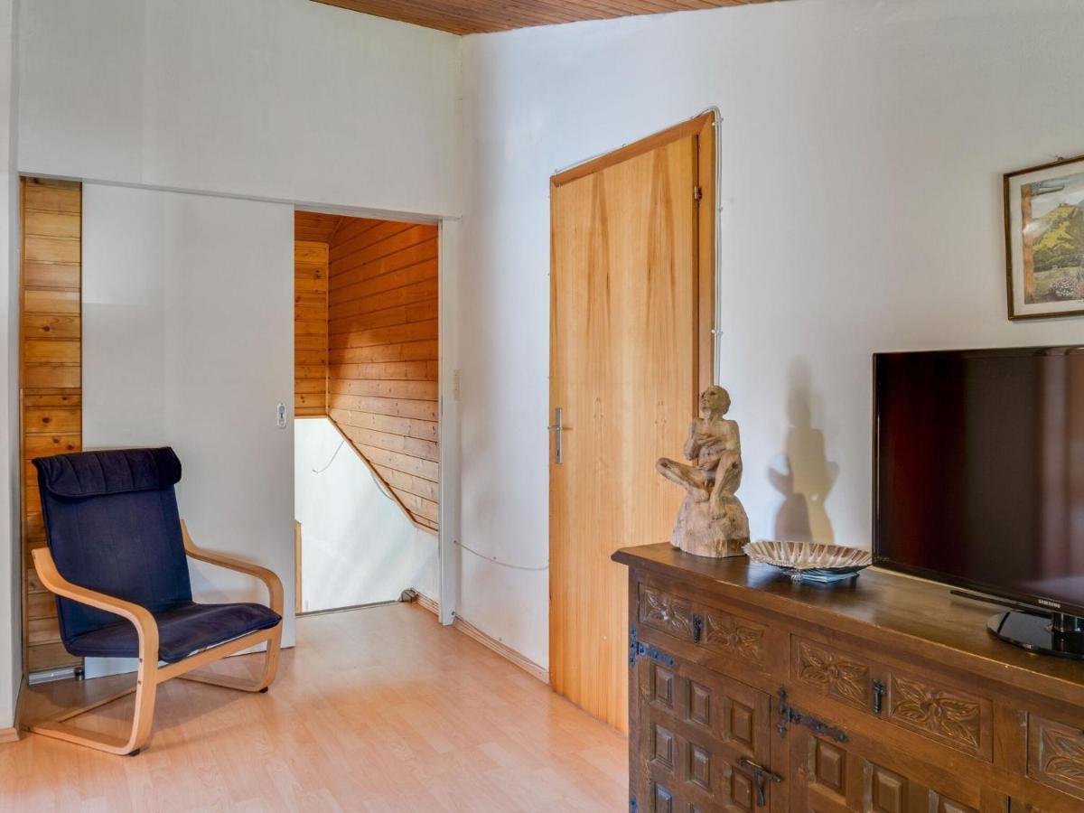 Spacious Chalet In Maishofen Near Forest Экстерьер фото